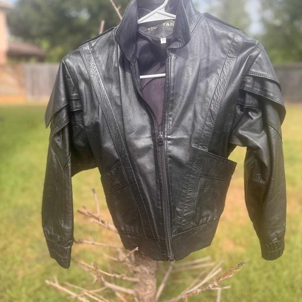 Vintage Sagitario Jacket Womens 32 Black Leather Tiered Shoulder Bomber Moto